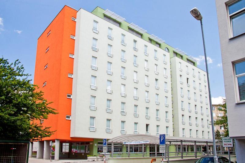 My Home Apartments Братислава Экстерьер фото